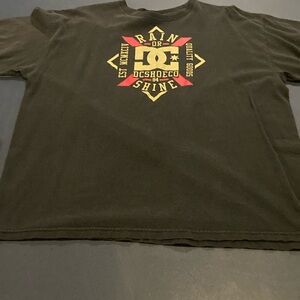 DC Black T, short sleeve. XL